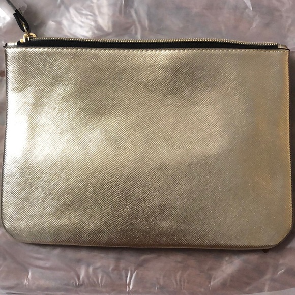 Victoria’s Secret Laser cut cosmetic pouch NEW - Picture 4 of 5